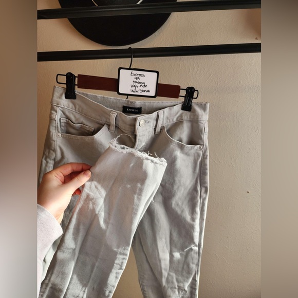 Express 4R Blue Jean, skinny hyper stretch high rise, fringe on bottom - Picture 2 of 4